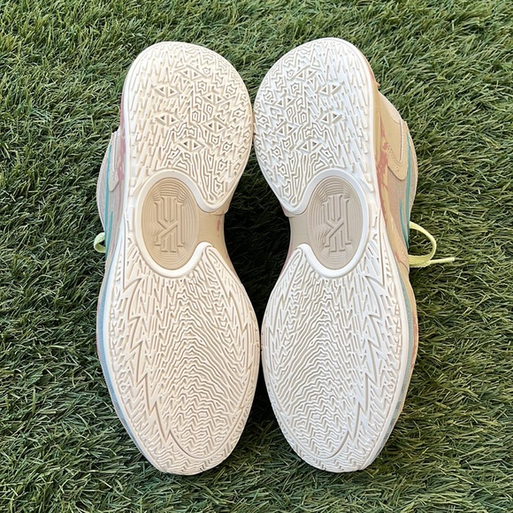 Nike Kyrie Low 5 N7 - Picture 5 of 5